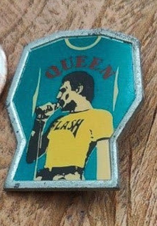 Queen pin zeldzame flash tshirt freddie mercury, Ophalen of Verzenden, Zo goed als nieuw