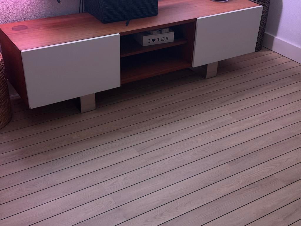 Modern TV-meubel met opbergruimte 180x40x45 Goossens, Ophalen, Gebruikt, 100 tot 150 cm, Minder dan 100 cm