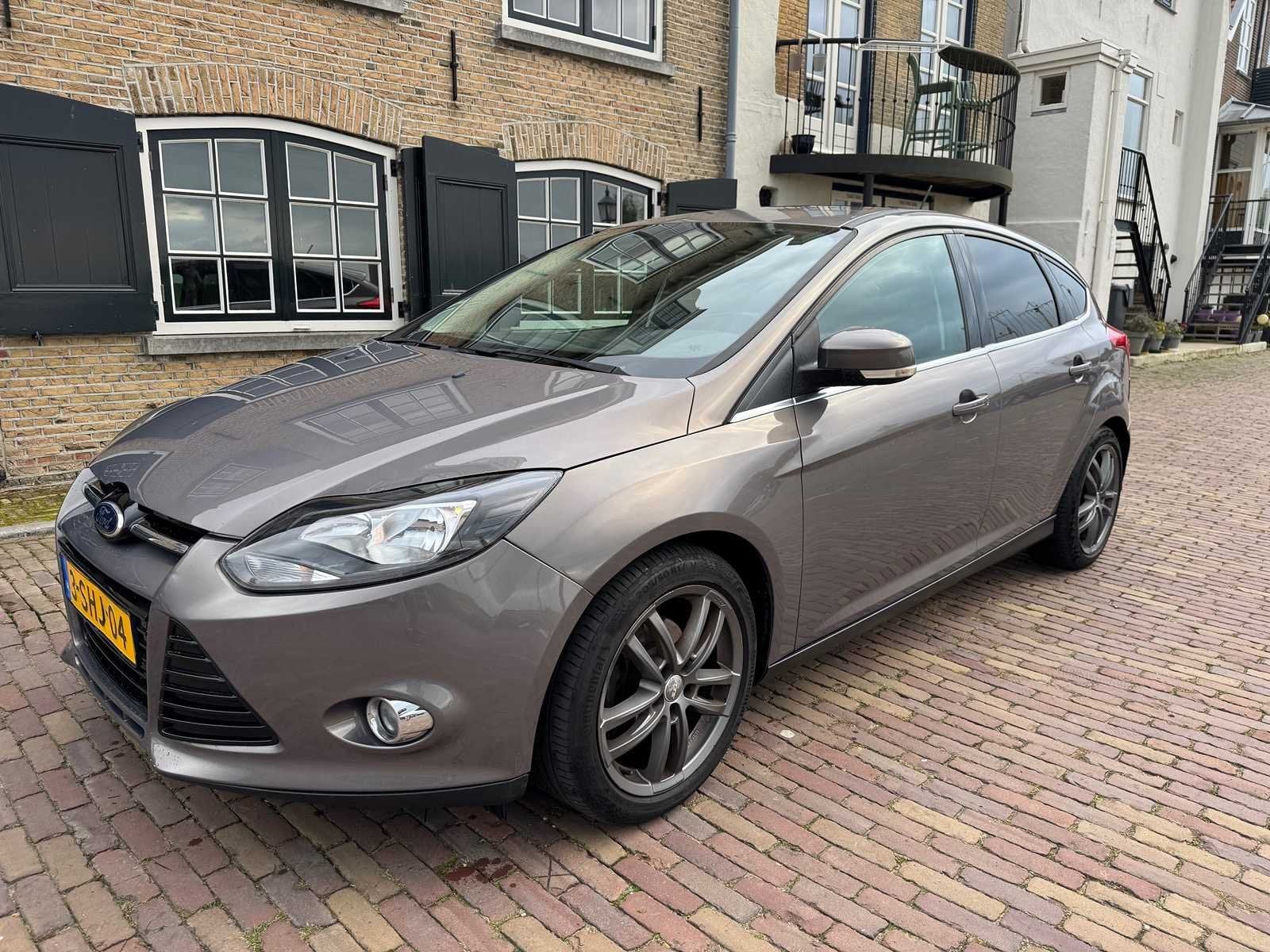 Ford Focus1.0 EcoB. Sport Titanium *, 3-SHJ-04, Auto's, Euro 5, 125 pk, Gebruikt, Bruin