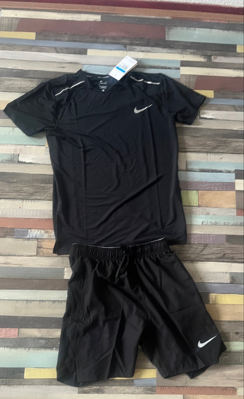 Nike Miller hardloopset zwart maat M, Kleding | Heren, Sportkleding, Nieuw, Hardlopen of Fietsen, Maat 48/50 (M), Zwart, Ophalen of Verzenden