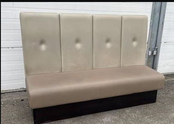 1 stuks horeca restaurant bank wandbank treinbank 175 cm, Ophalen, Bruin, Zo goed als nieuw, Eén