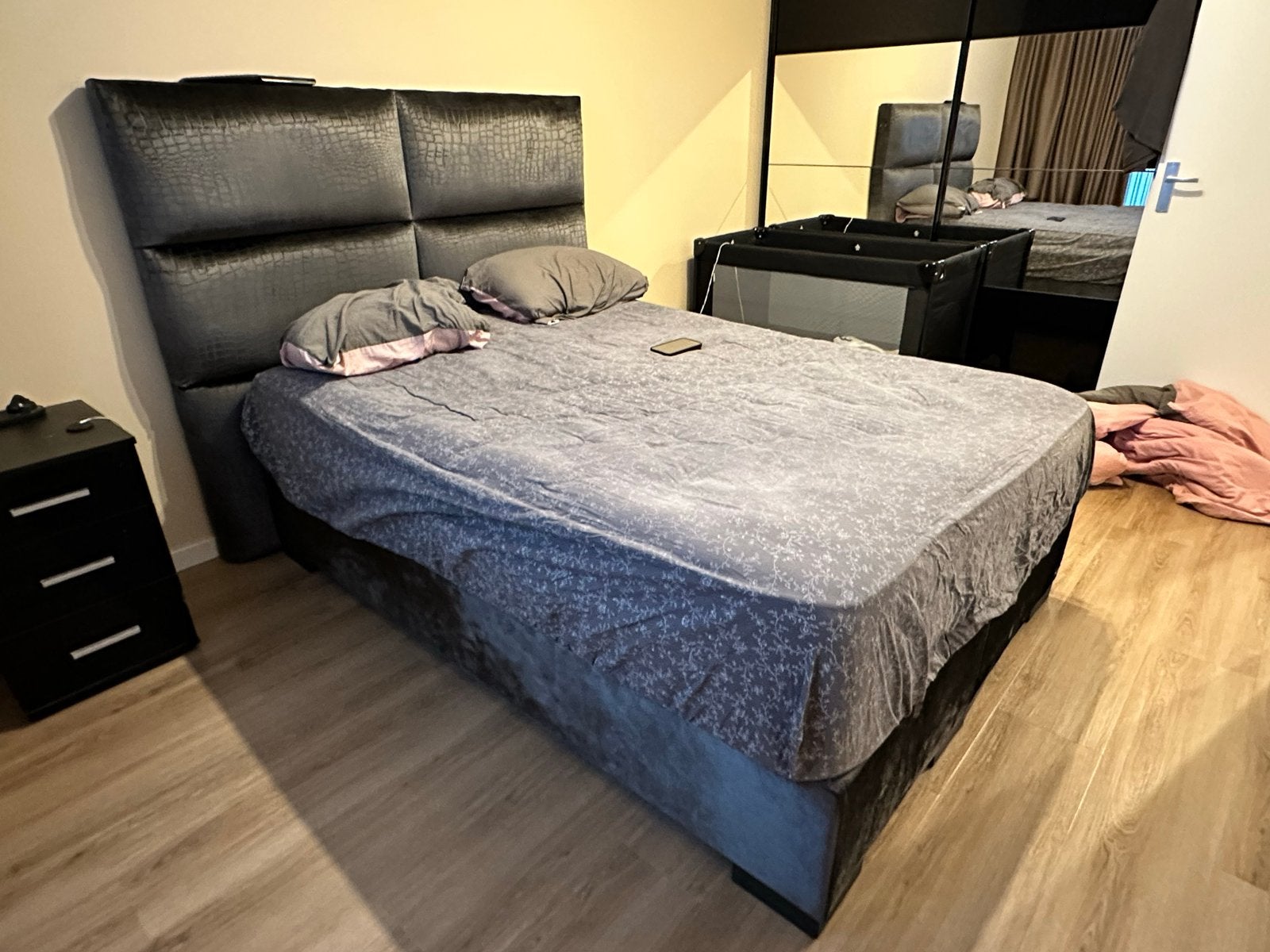 TAF Boxspring 140x200 Antraciet Velvet - Z.G.A.N., Huis en Inrichting, Slaapkamer | Boxsprings, Ophalen, Tweepersoons, 140 cm