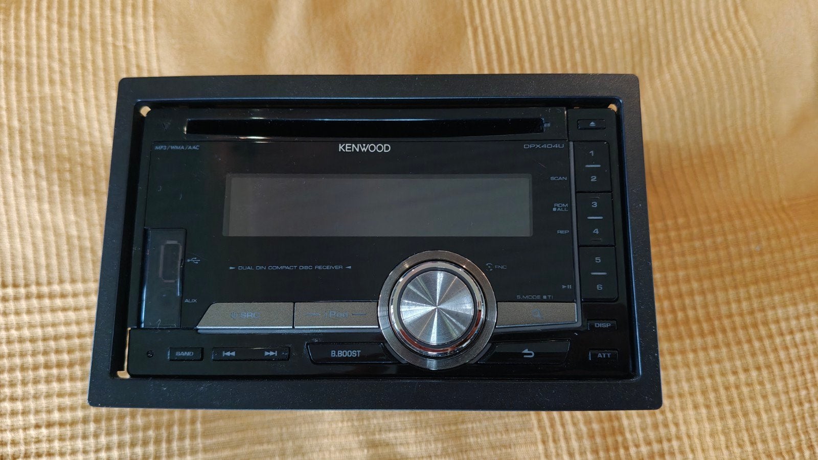 Kenwood Dubbel DIN Autoradio - Aanpasbare kleuren, Auto diversen, Ophalen of Verzenden, Gebruikt
