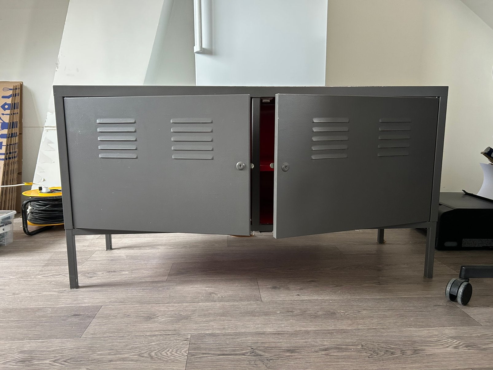 IKEA PS lockerkast – industrieel design – donkergrijs, Ophalen, Gebruikt, Industrieel