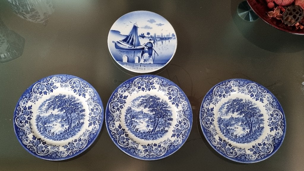 4 Delfts Blauwe bordjes, waarvan 3 Broadhurst Staffordshire, Antiek en Kunst, Curiosa en Brocante, Ophalen of Verzenden