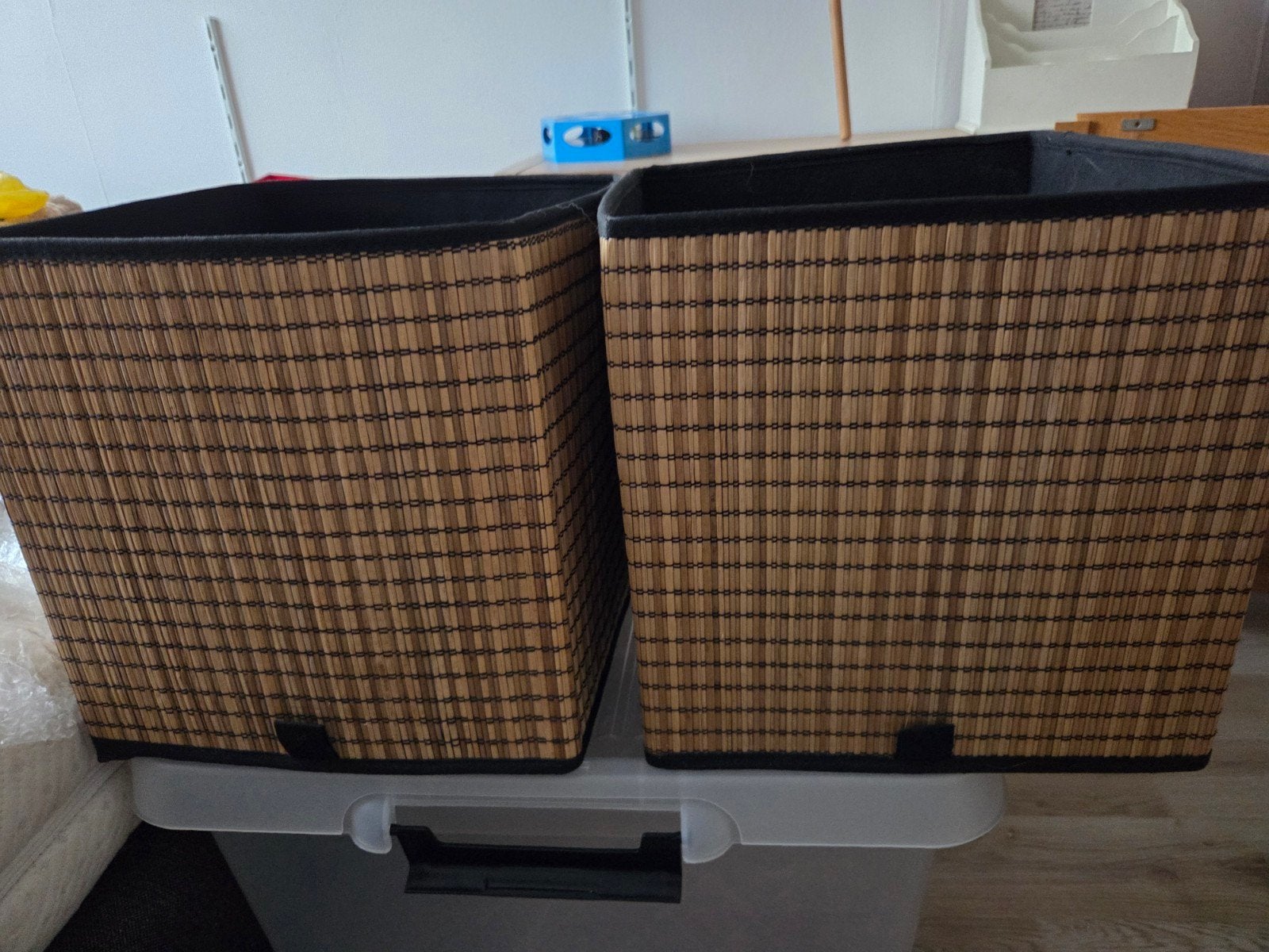 ikea grabbas manden, Huis en Inrichting, Woonaccessoires | Schalen en Manden, Ophalen, Vierkant, Riet, Mand