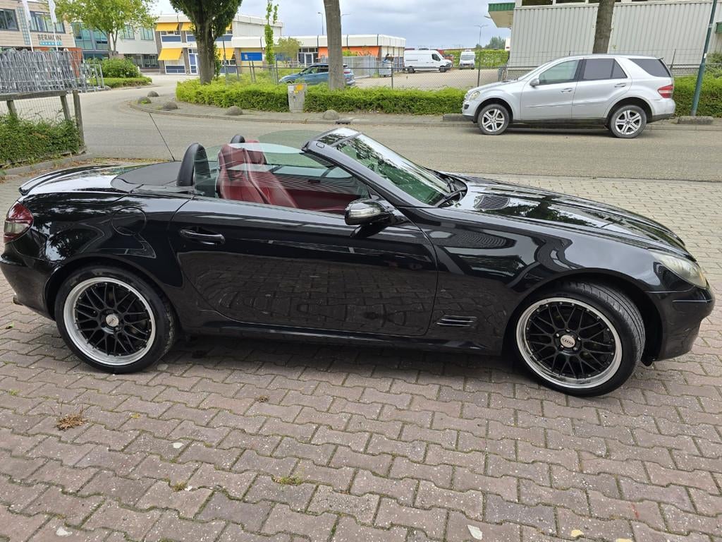 Mercedes-Benz SLK SLK200 Kompressor YOUNTIMER (bj 2004), Auto's, Gebruikt, Overige carrosserieën, 1796 cc, Bedrijf