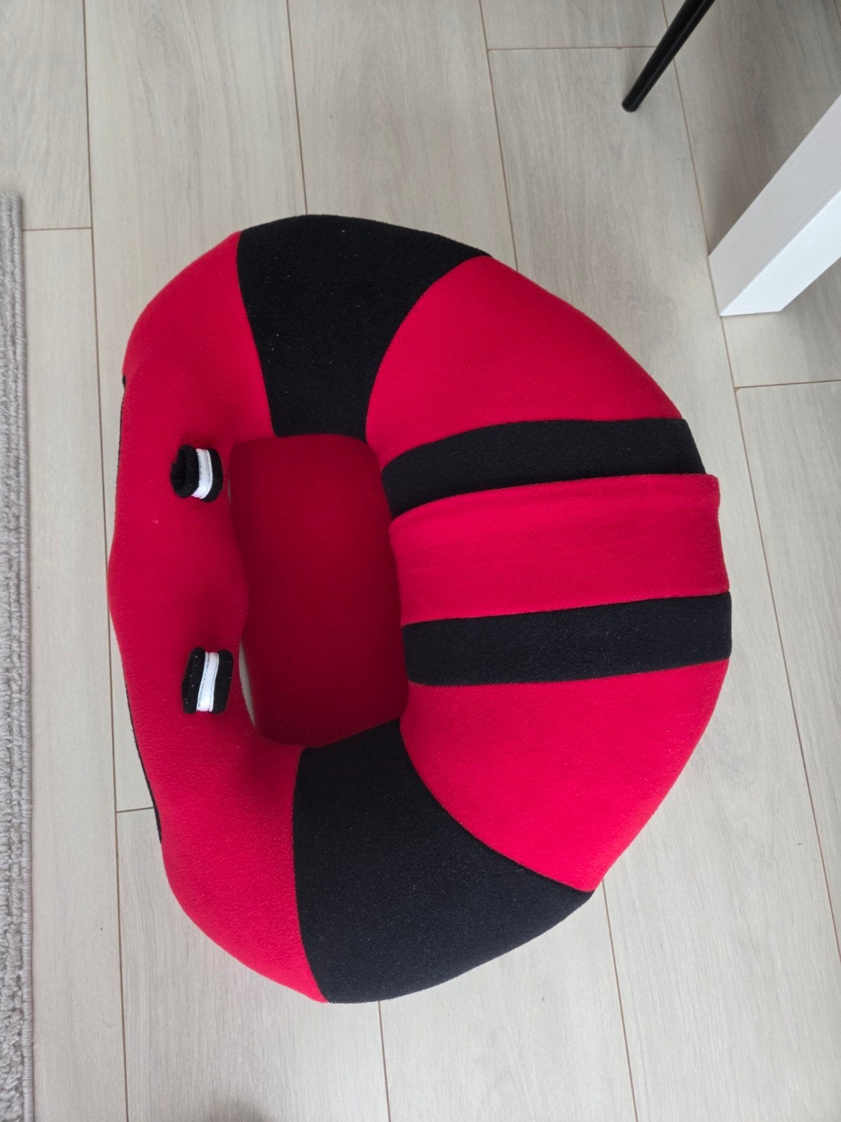 Comfortabele baby zitring rood/zwart, Ophalen, Gebruikt, Overige typen