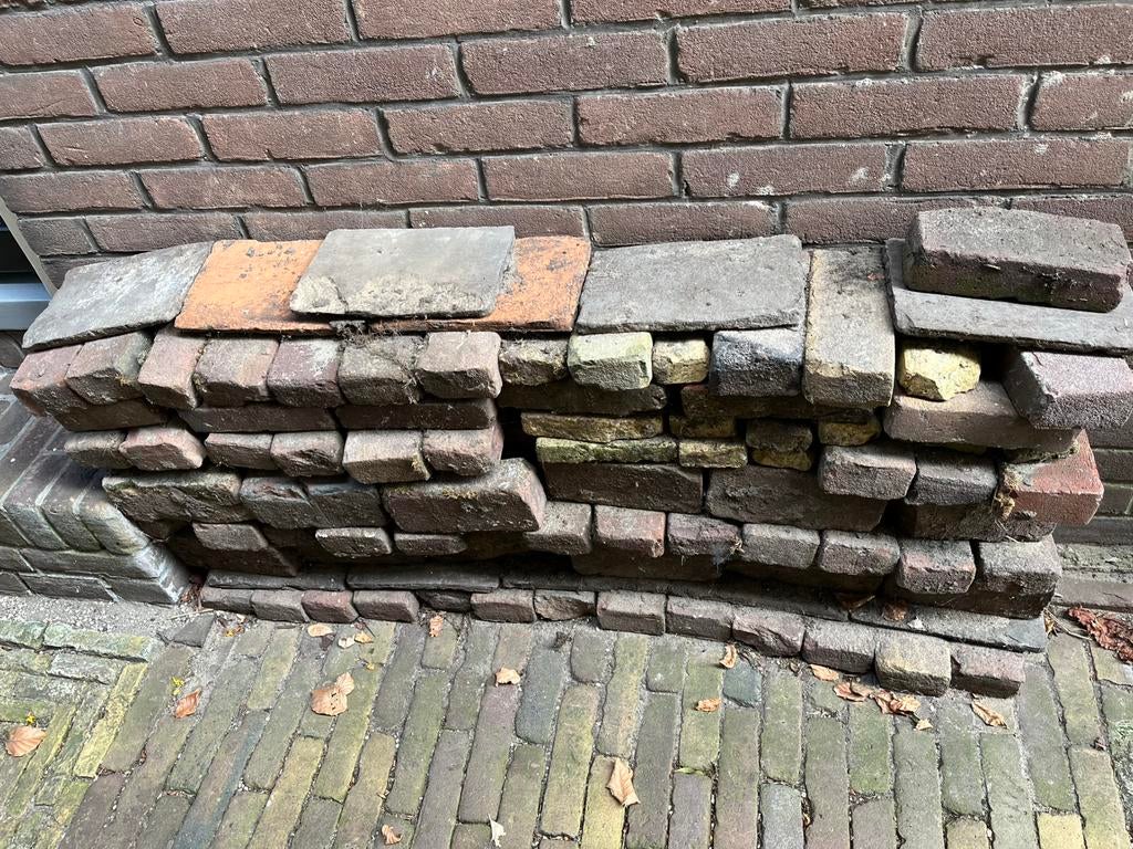 Aangeboden Waalstenen + geeltjes, Tuin en Terras, Tegels en Klinkers, Overige materialen, Gebruikt, Klinkers, Ophalen of Verzenden