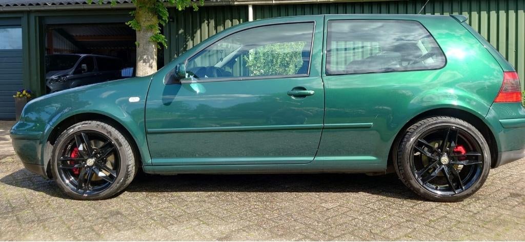 Volkswagen Golf 2.8 V6 150KW 4MOTION 2000 Groen, 1373 kg, 700 kg, Origineel Nederlands, Vierwielaandrijving