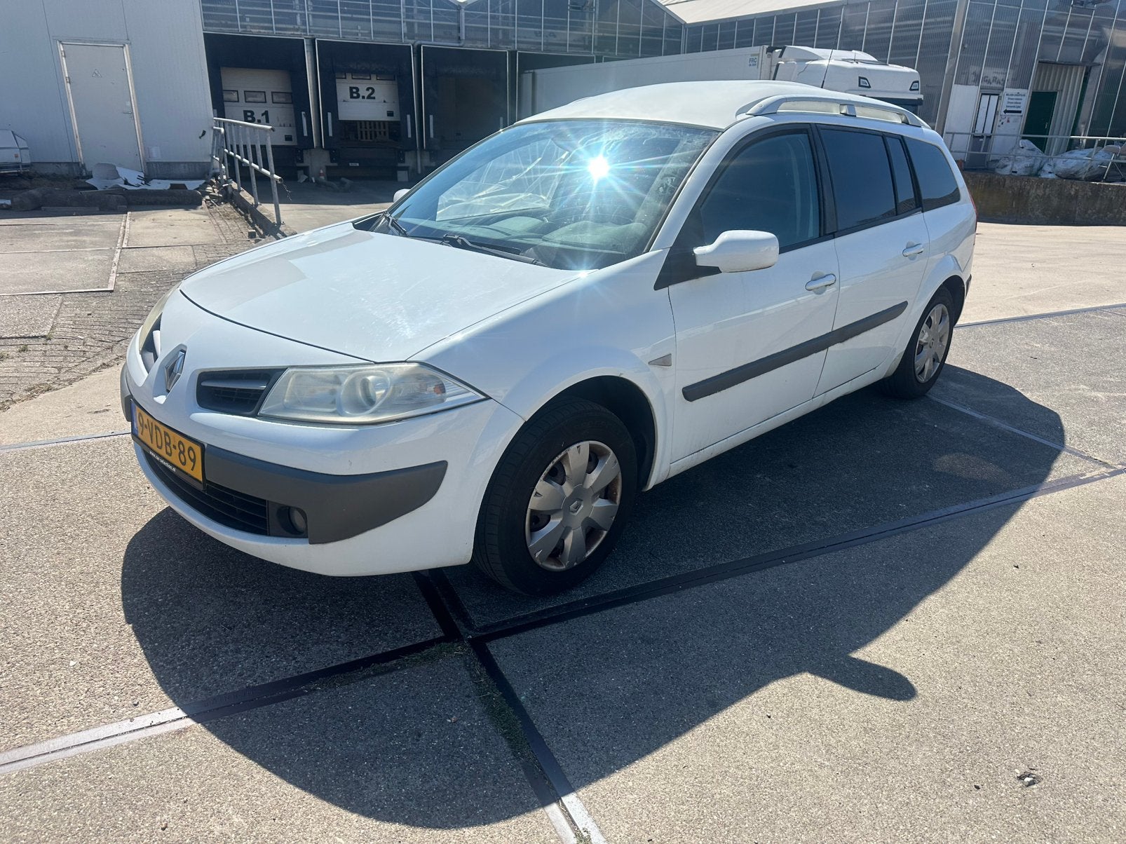 Renault Megane 1.5DCI 76KW Grand Tour VAN FAP 2009 export, Auto's, Voorwielaandrijving, Renault, Origineel Nederlands, 2 stoelen