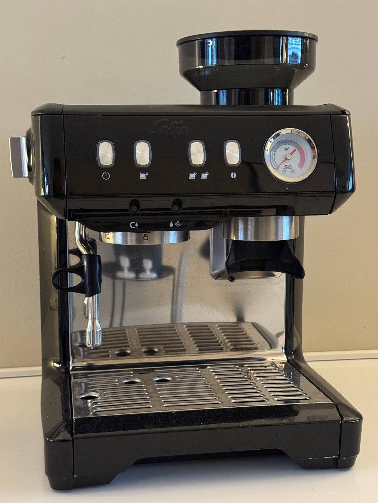 Solis Grind Infuse espressomachine 1,5 jaar oud complete set, Witgoed en Apparatuur, Espresso apparaat, Zo goed als nieuw, Afneembaar waterreservoir