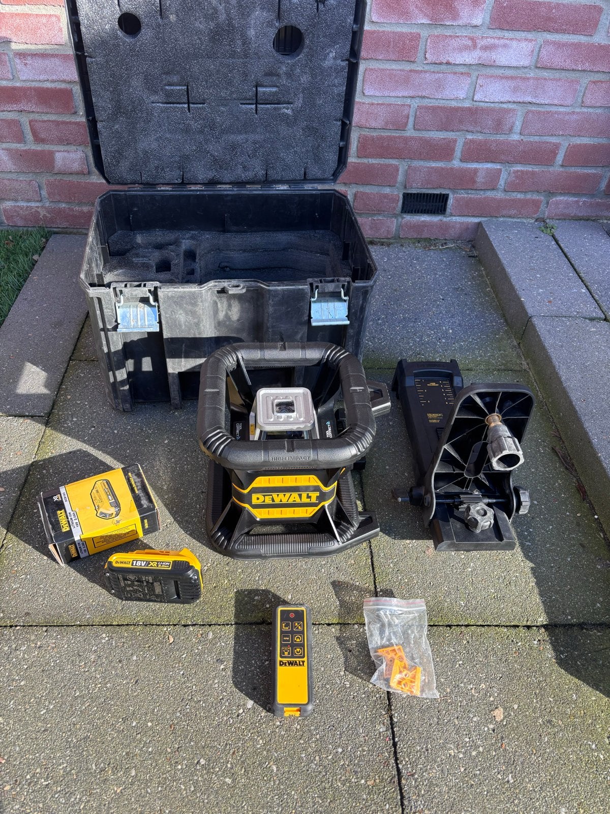 DeWalt DCE080GS roterende laser (zonder ontvanger), Doe-het-zelf en Verbouw, Meetapparatuur, Ophalen of Verzenden, Zo goed als nieuw