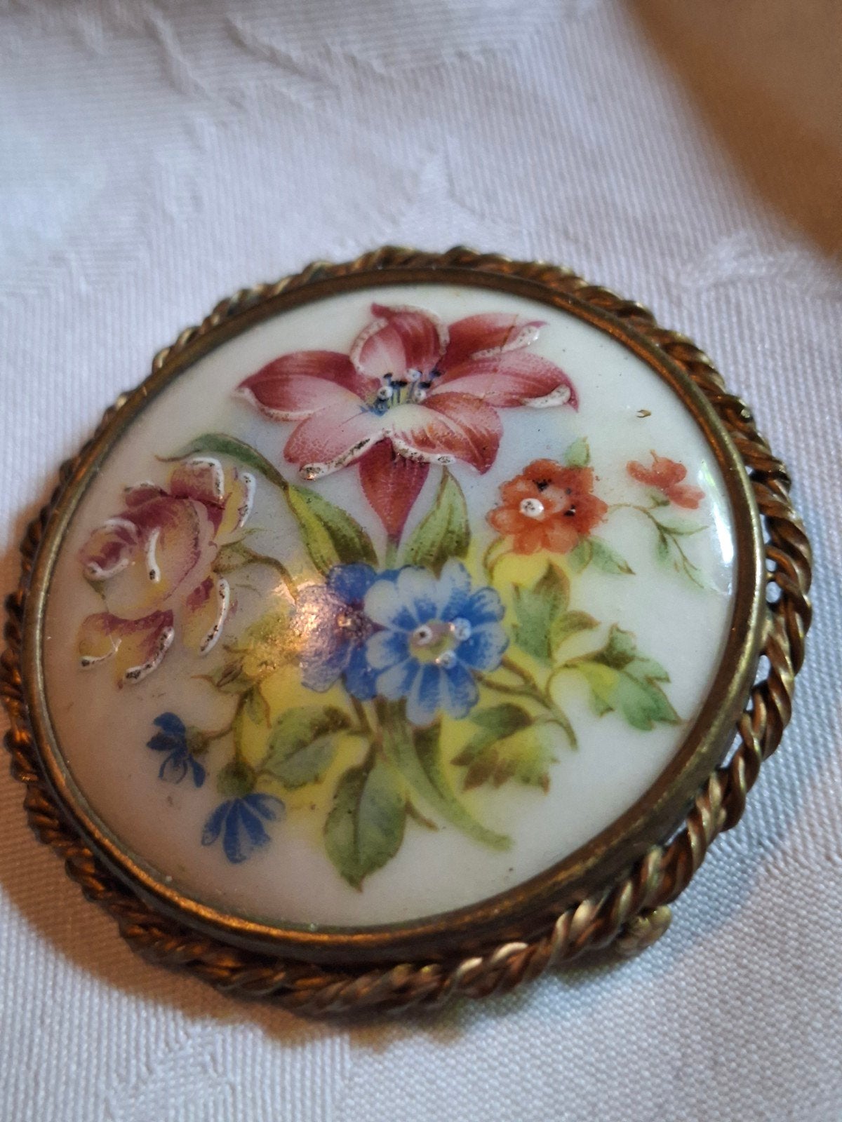 Limoge antieke porseleinen broche, Verzenden, Zo goed als nieuw, Zilver, Overige materialen