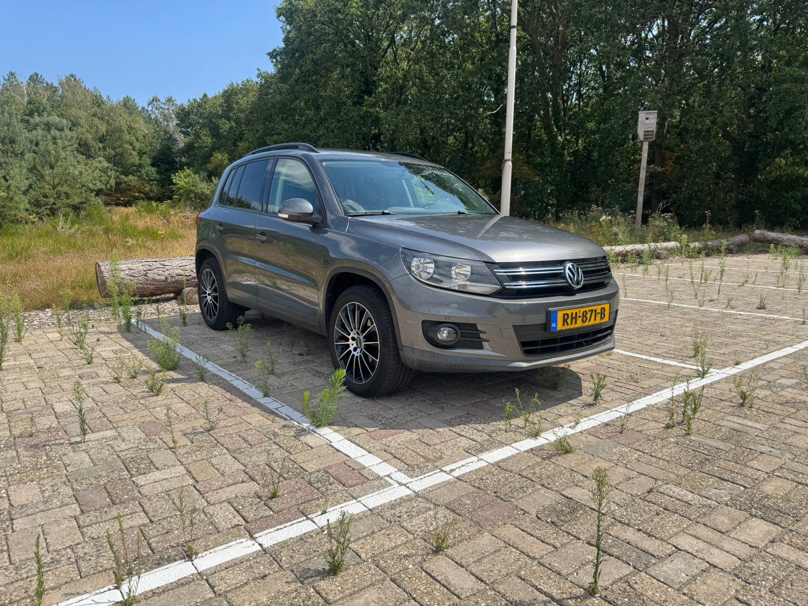 Volkswagen Tiguan 2.0 TSI Sport & Style 4Motion R-Line, Automaat, Zwart, Stationwagon, Particulier