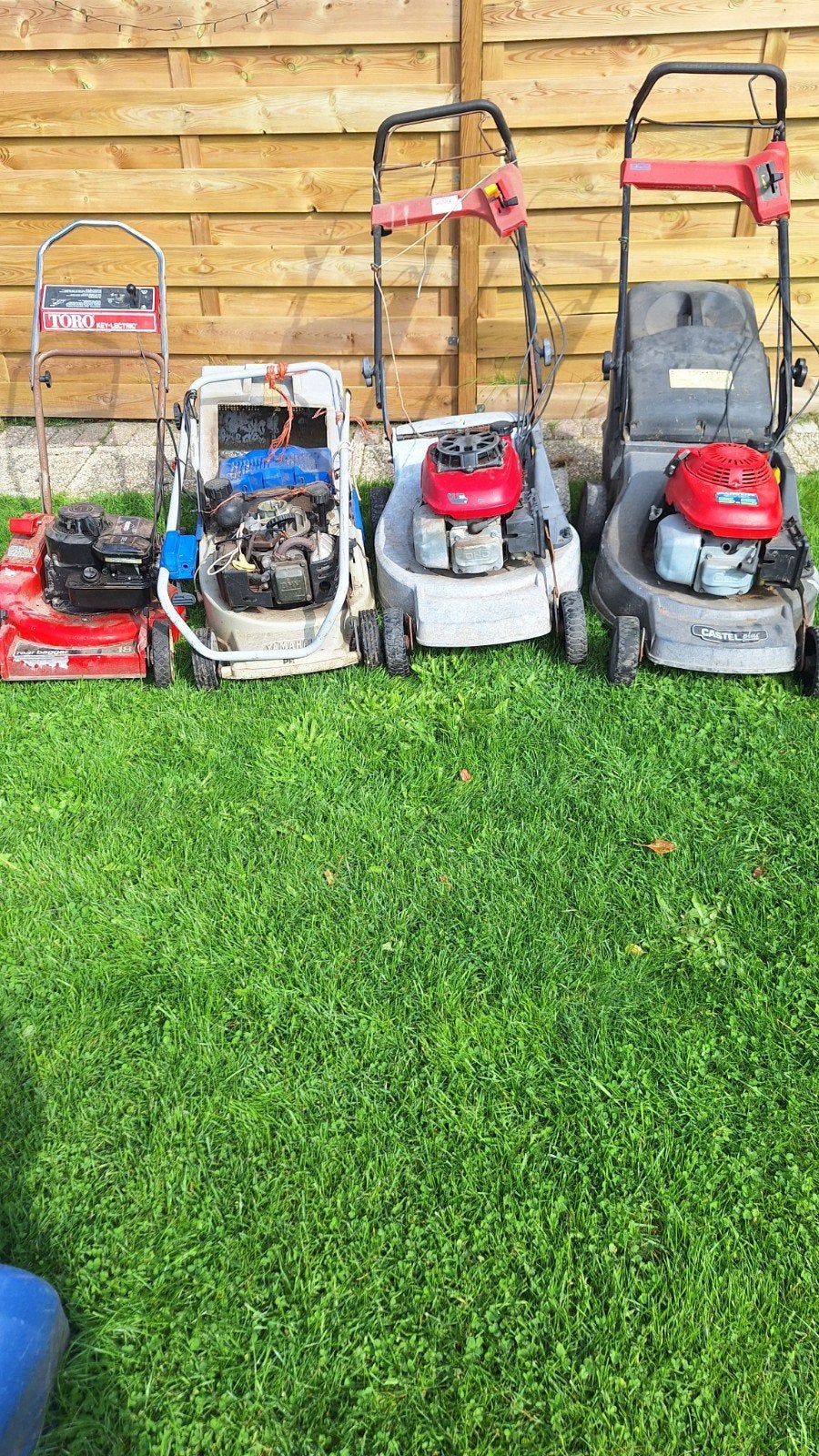 Partij grasmaaiers: 2x Honda, 1x Yamaha, 1xBriggs & Stratton, Tuin en Terras, Ophalen, Cirkelmaaier, Gebruikt, 40 t/m 49 cm