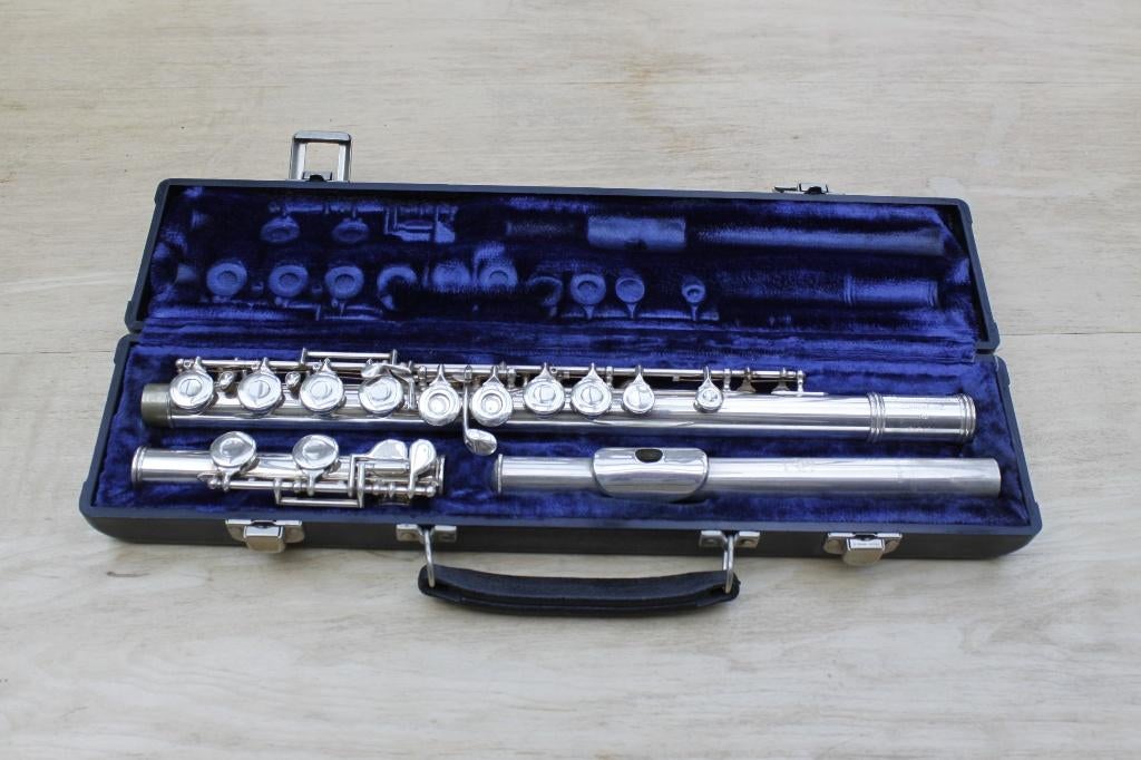 Gemeinhardt dwarsfluit met geheel zilveren kop, Muziek en Instrumenten, Ophalen, Gebruikt, Dwarsfluit, Met koffer of tas