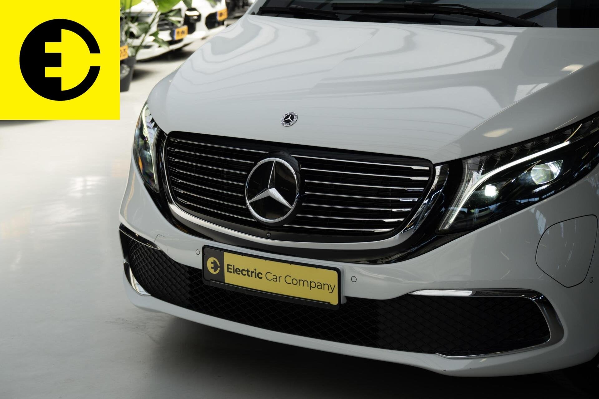 Mercedes EQV 300 L2 90kWh | SoH 93,0% | Leder | Panoramadak, Automaat, Gebruikt, Overige carrosserieën, Leder