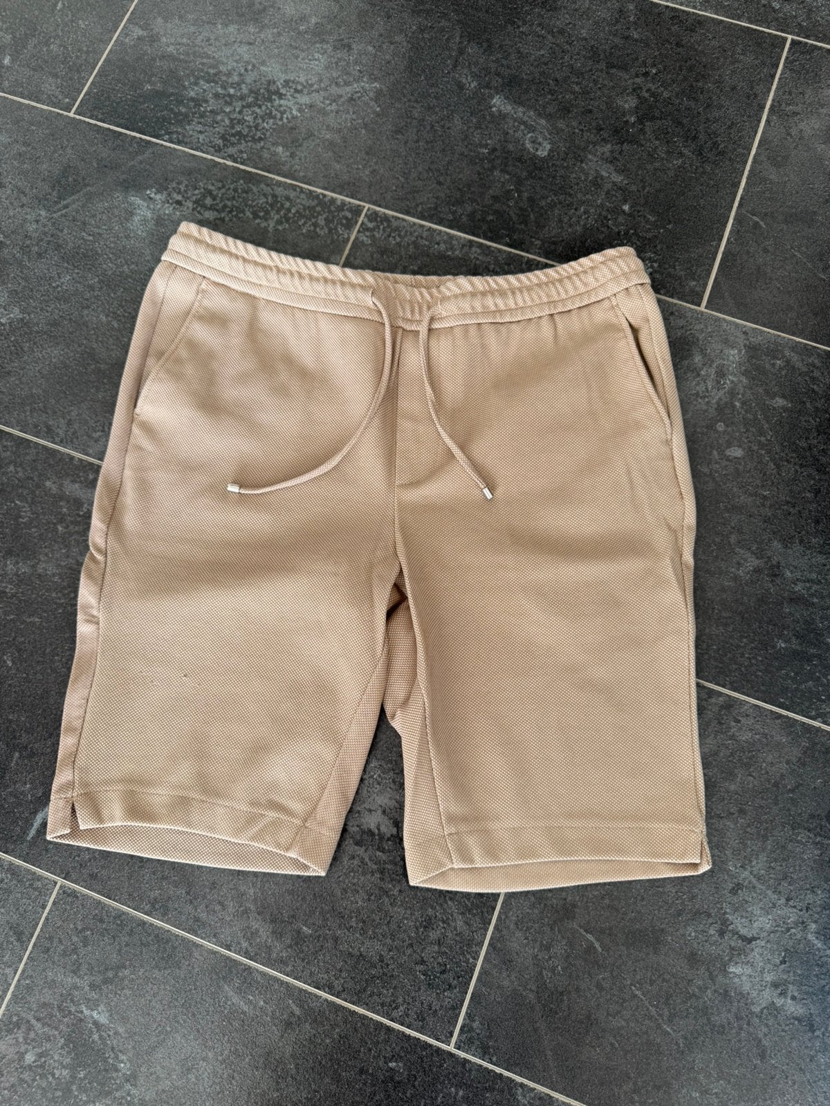 Mooi short, Ophalen of Verzenden, Gedragen, Beige