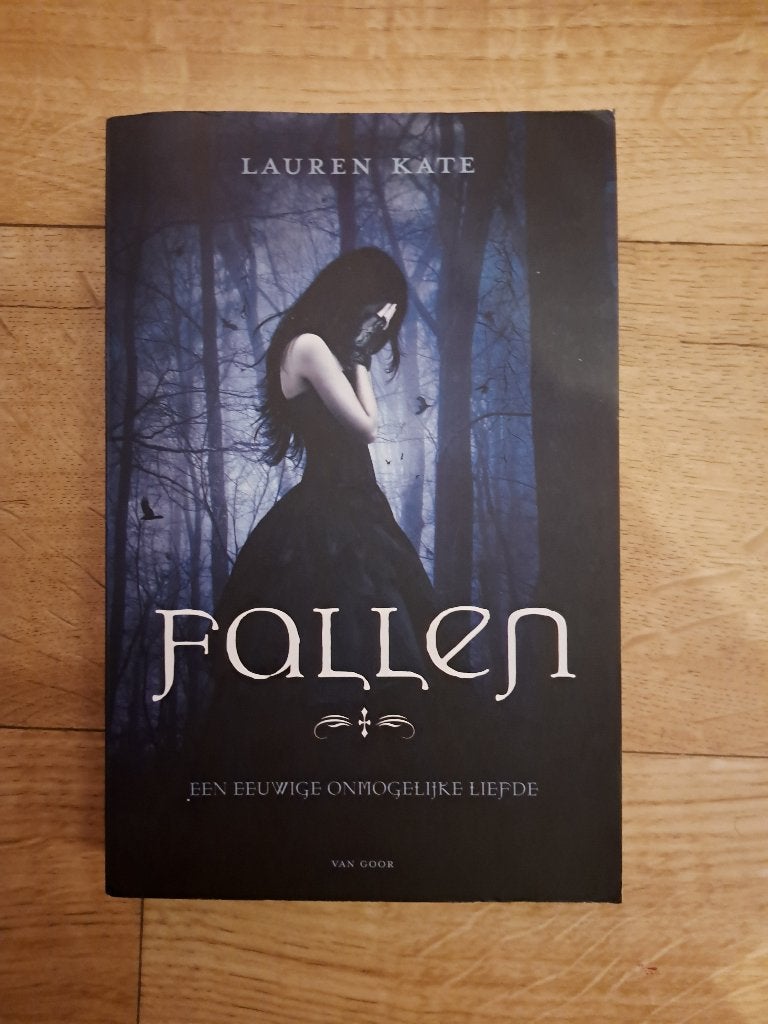 Fallen Lauren Kate, Ophalen of Verzenden, Gelezen