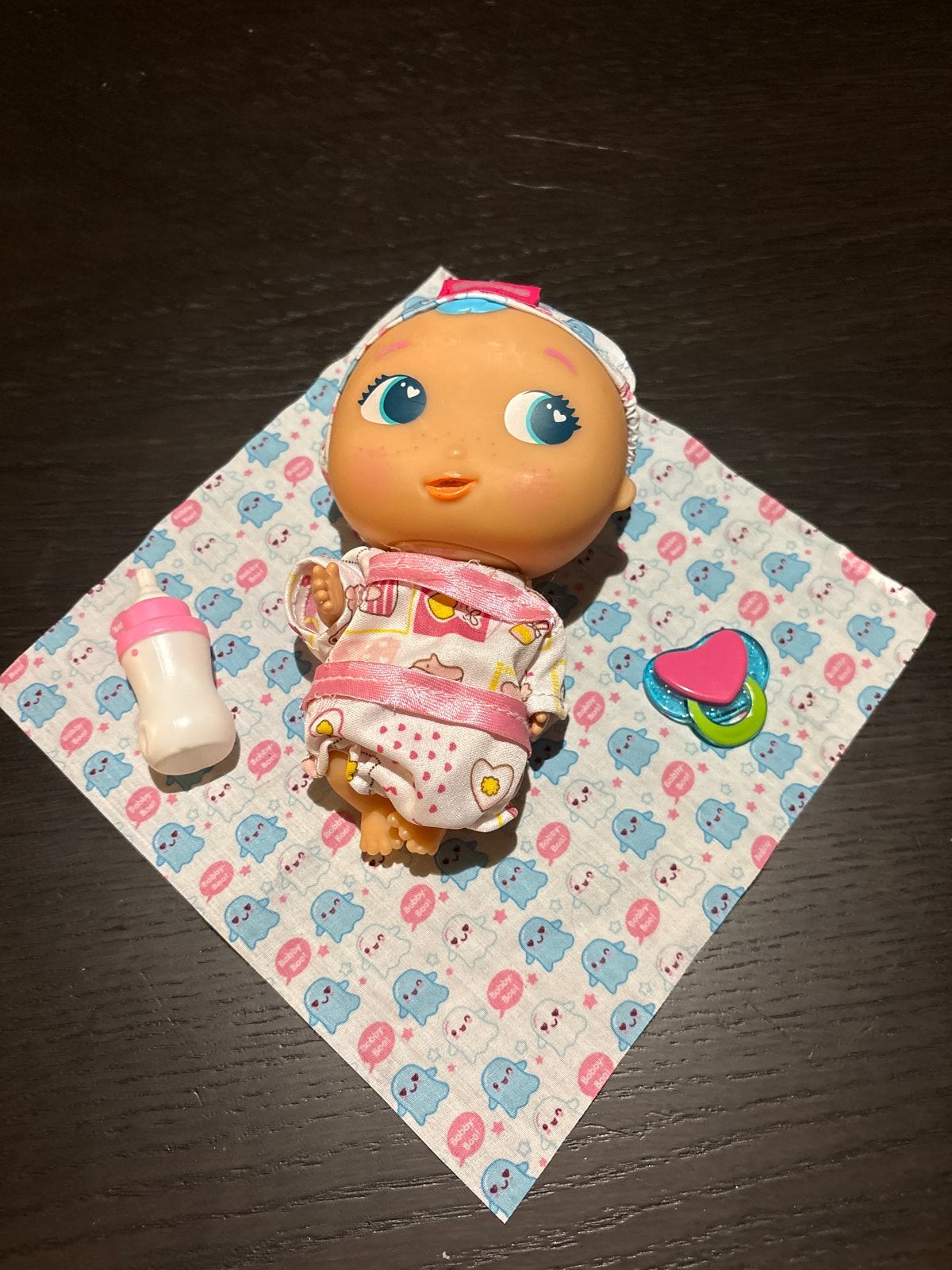 Babypop met drinkgeluidjes en magnetisch speentje, Ophalen of Verzenden, Zo goed als nieuw, Babypop
