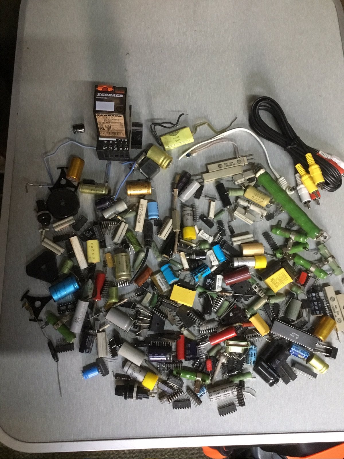 Elektronica onderdelen zie foto., Hobby en Vrije tijd, Ophalen of Verzenden, Zo goed als nieuw