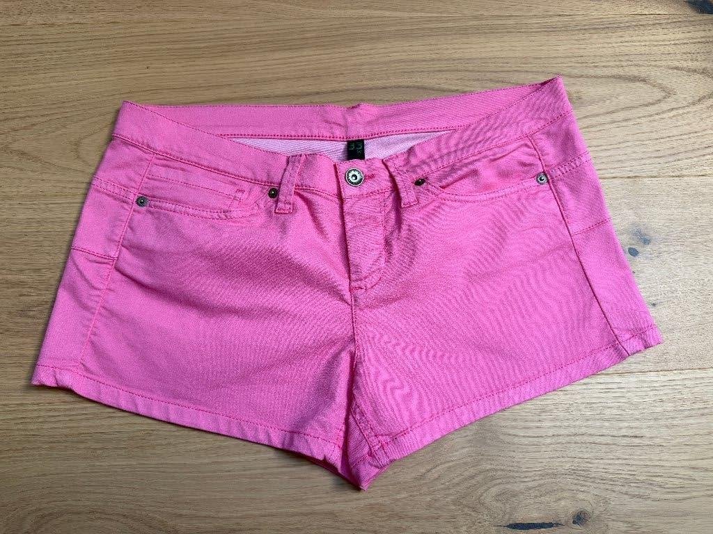 Korte broek Benetton roze, Kort, Benetton, Zo goed als nieuw, Roze