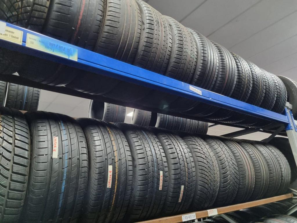 235/45/18 zomerbanden diverse A-merken 6+mm vanaf €50 p st., Auto-onderdelen, Banden en Velgen, Band(en), Zomerbanden, 18 inch