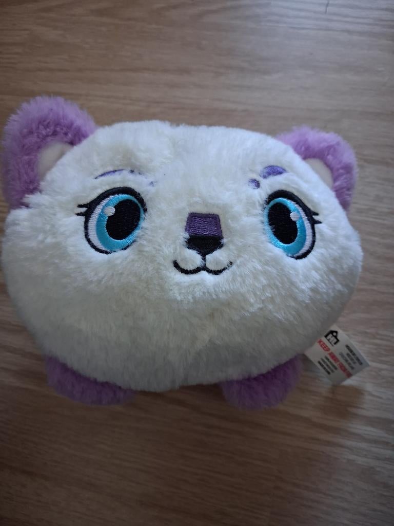 Schattige witte pluche knuffel met paarse oren, Ophalen