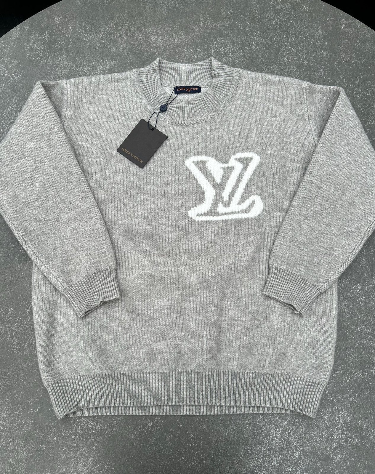 Louis Vuitton Intarsia Crewneck, Ophalen, Nieuw, Maat 46 (S) of kleiner, Grijs
