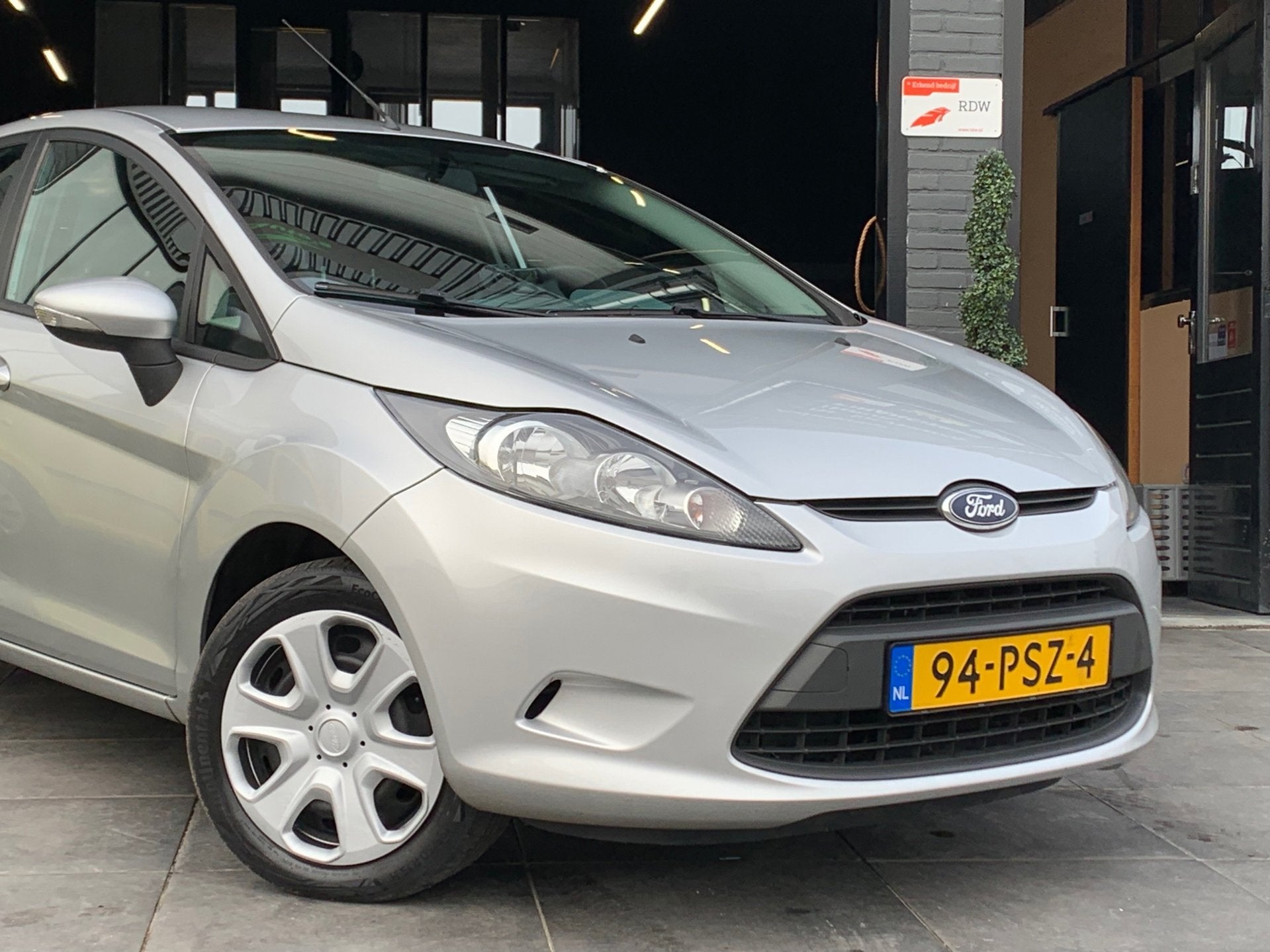 Ford Fiesta 1.25 Limited|APK|NAP|5 Deuren|Airco|Aux, Voorwielaandrijving, Euro 5, Stof, 4 cilinders
