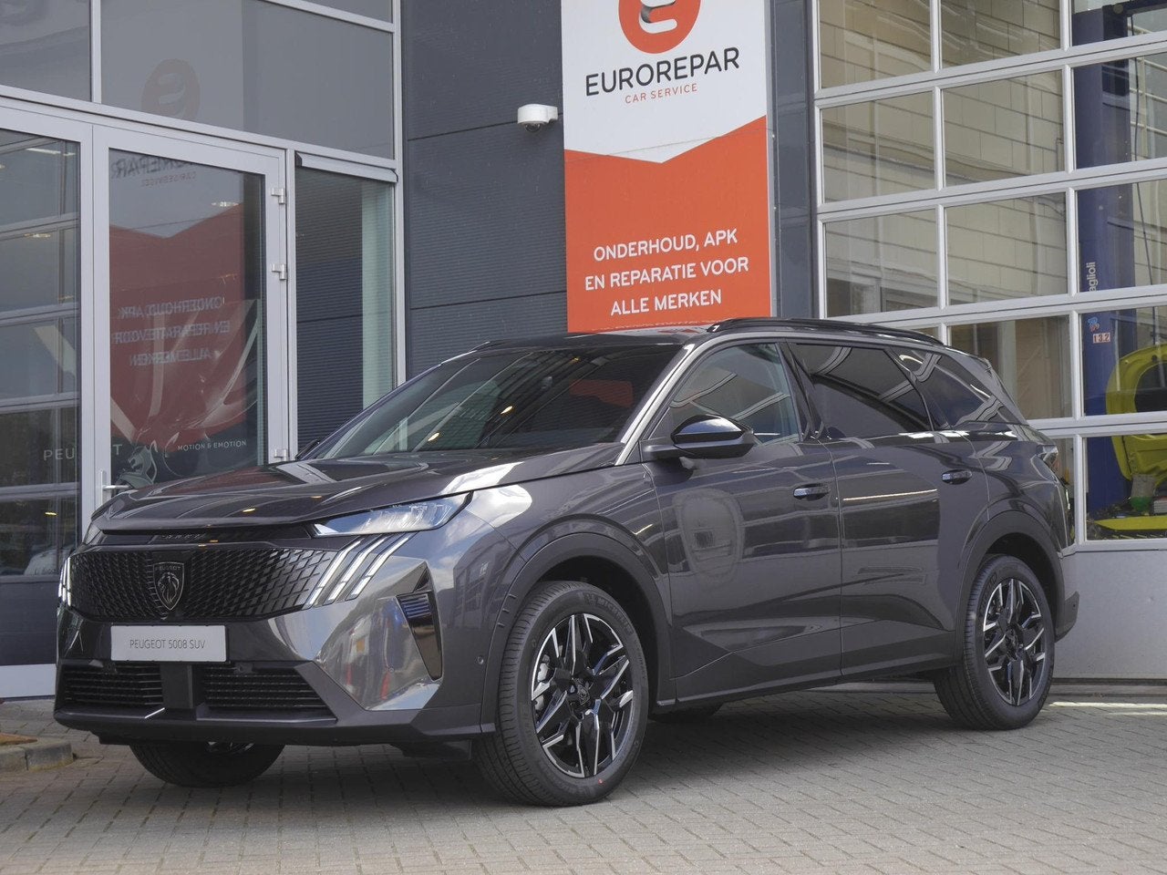 Peugeot 5008 1.2 Hybrid 136 Allure 7p | Nieuwe auto | 7 zits, Automaat, 145 pk, 1199 cc, 7 stoelen