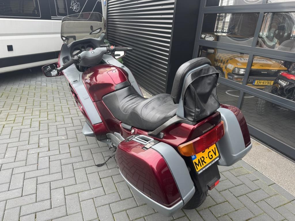 Honda Tour ST 1100 Pan European| BORDEAUX| TOP ONDERHOUDEN, Motoren, Motoren | Oldtimers, Honda, Geen email te vinden, Meer dan 35 kW