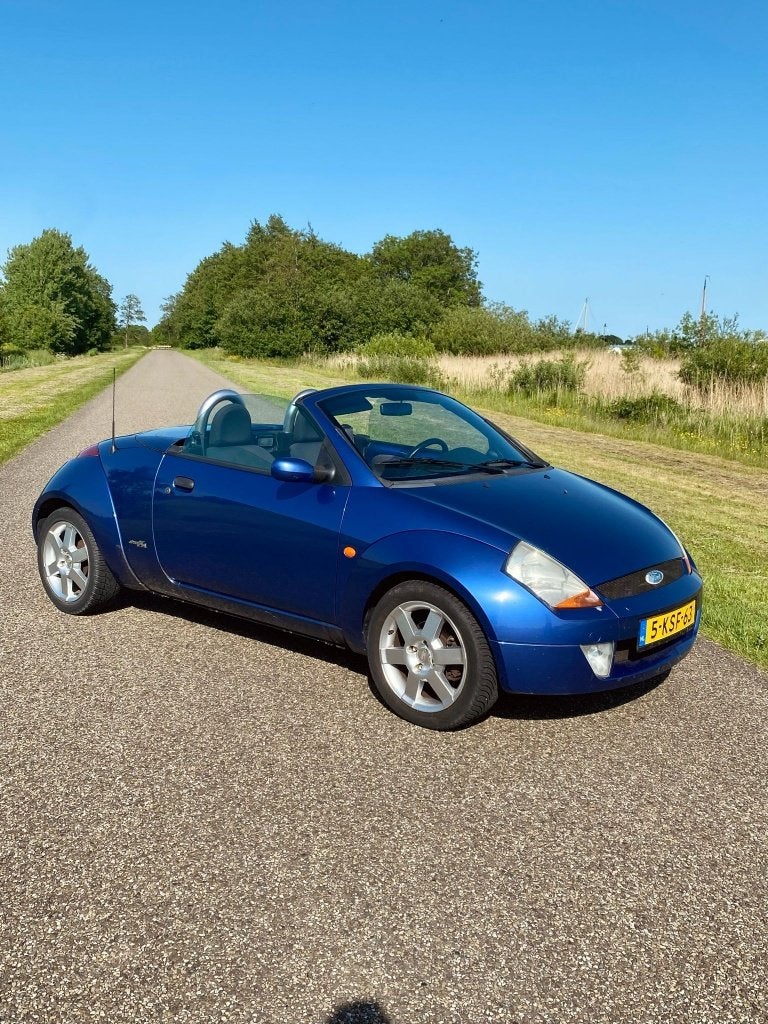 Ford Ka 1.6 Streetka 2004 Blauw Lange APK, Stof, 40 €/maand, Blauw, Handgeschakeld