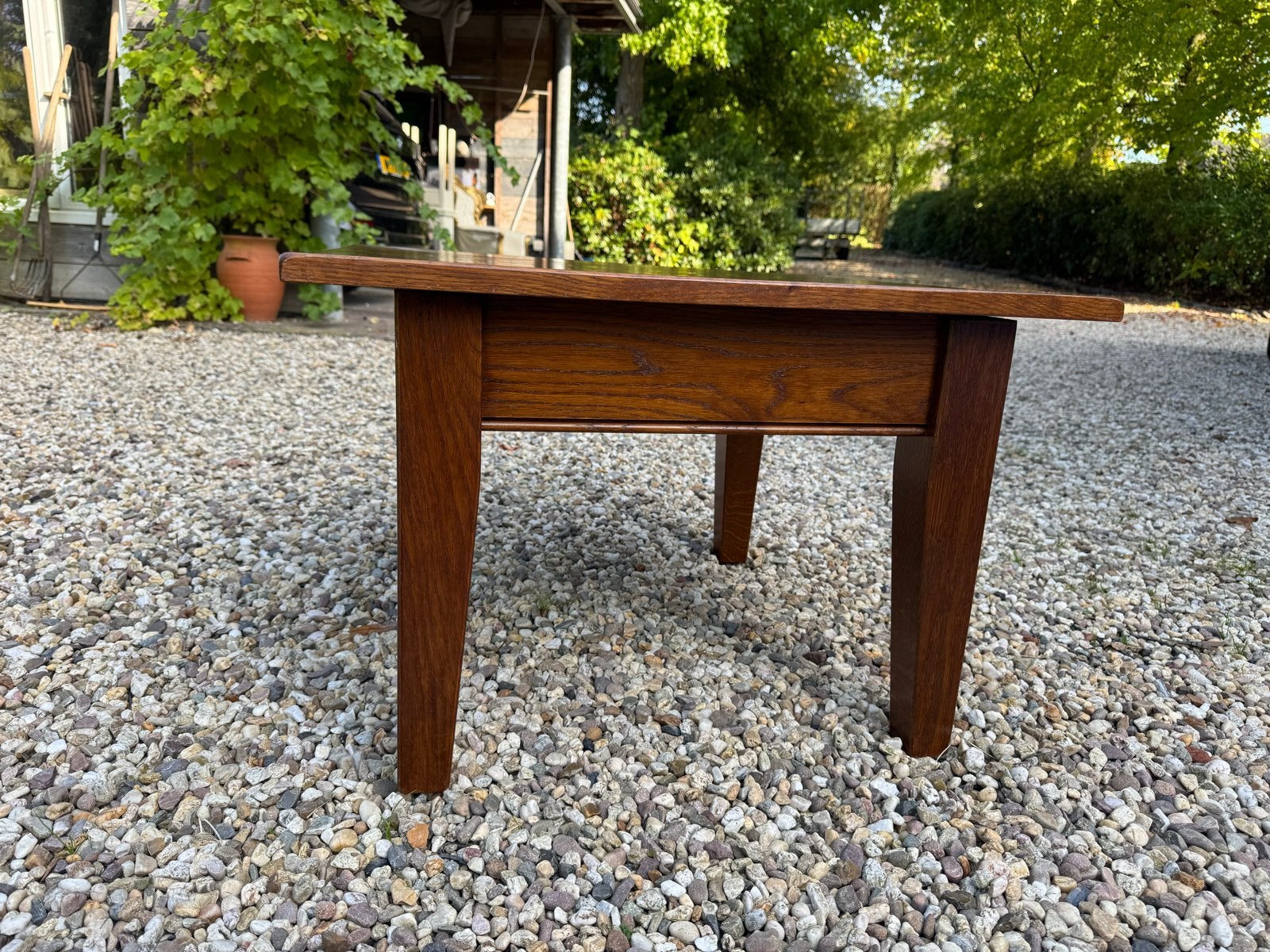 Massief eikenhouten salontafel - Robuust en tijdloos, Huis en Inrichting, Ophalen, Gebruikt, 100 tot 150 cm, Tot twee personen