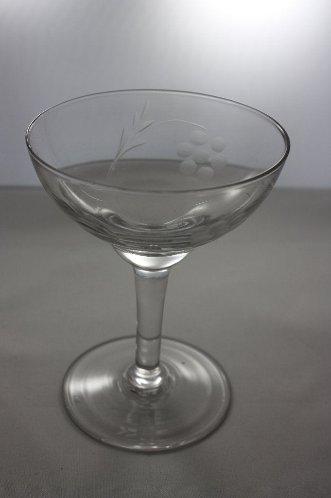 1 oud Frans glas, puntgaaf, Antiek en Kunst, Antiek | Glas en Kristal, Ophalen of Verzenden