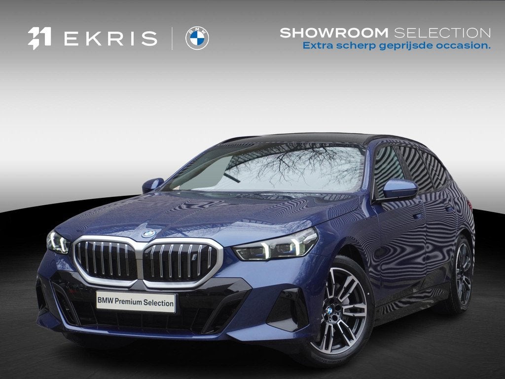 BMW i5 Touring eDrive40 M Sportpakket | Comfort Pack | Trekh, Auto's, BMW, Automaat, 510 min, Zwart, Met garantie (alle)