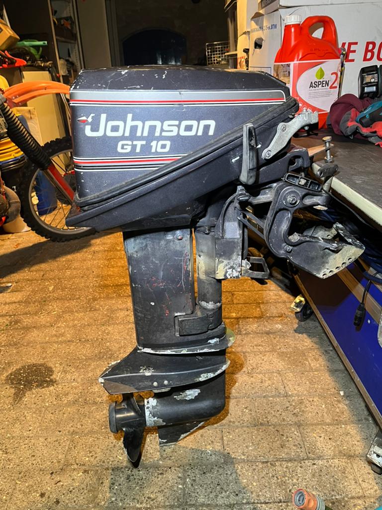 Johnson GT 10 Buitenboordmotor - Opknapper/Onderdelen, Ophalen, Gebruikt, Motor en Techniek, Zeilboot of Motorboot