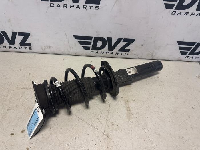 Schokdemper links-voor van een Audi Q3, Gebruikt, -, -, -