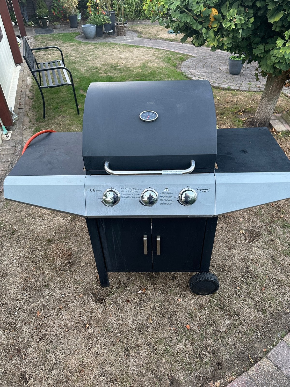 Gebruikt Monza Gas BBQ, Ophalen, Gebruikt