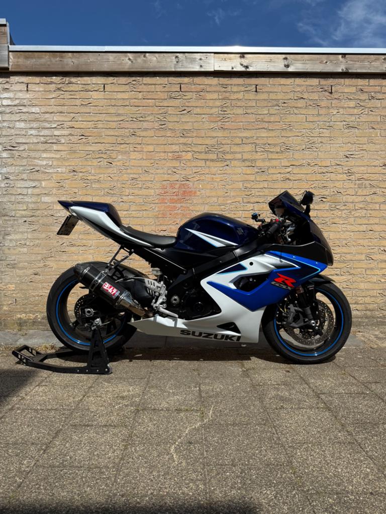 Suzuki GSX-R 1000, 4 cilinders, Super Sport, Particulier, Meer dan 35 kW