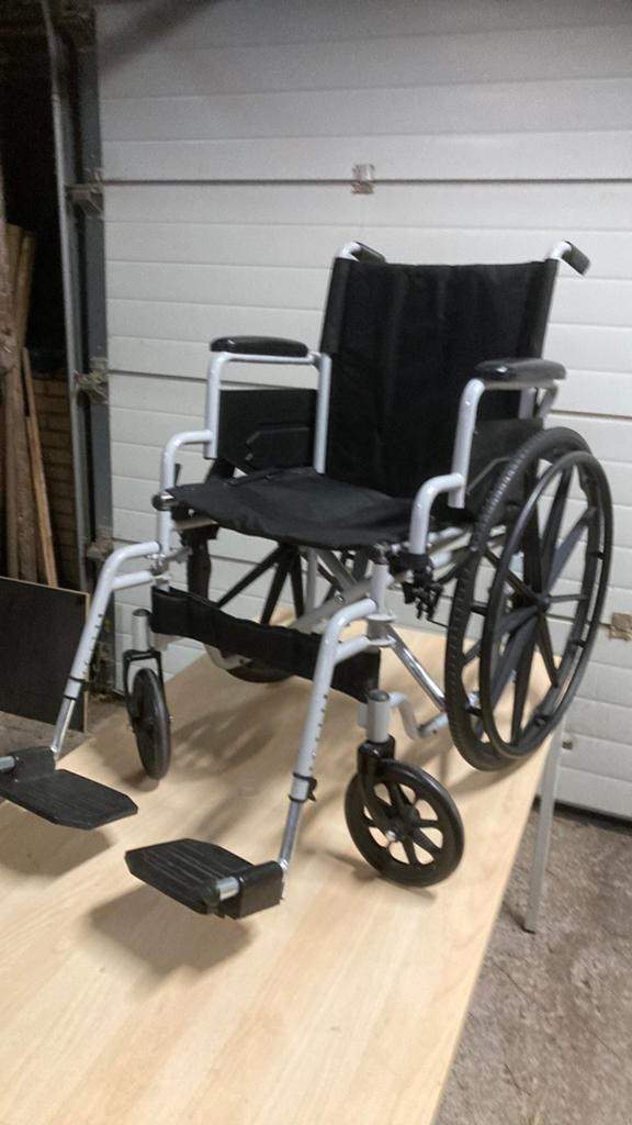 Rolstoel te huur, Diversen, Rolstoelen, Ophalen of Verzenden, Zo goed als nieuw, Duwrolstoel
