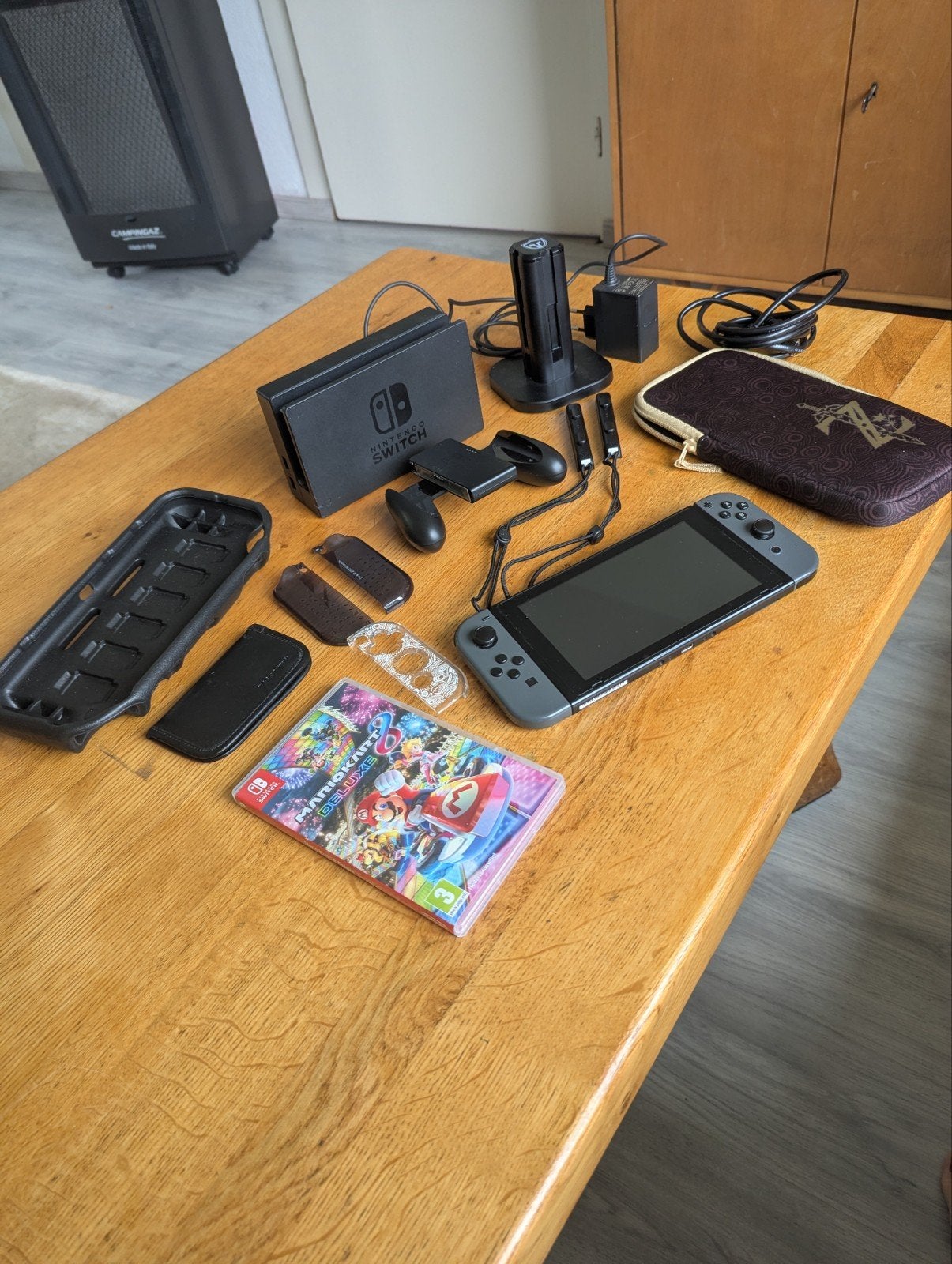 Nintendo Switch Pakket Mario Kart 8 Deluxe (Modbaar V1), Met 2 controllers, Ophalen of Verzenden, Switch Original, Gebruikt
