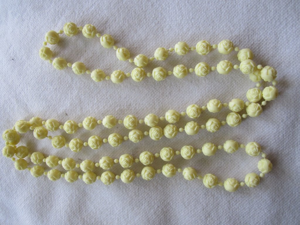 4.  Schitterende oude ketting,  120 cm  celluloid, Ophalen, Overige materialen, Ketting
