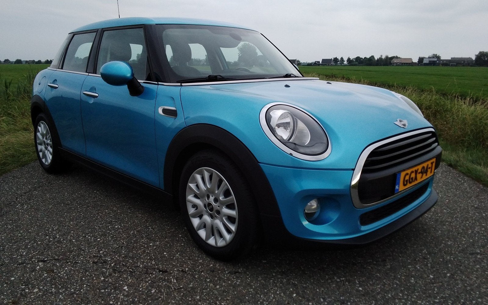 Mini 1.2 ONE 102 PK 5D 2016 Stoelverwarming Navi Carplay, Auto's, Mini, Stof, Blauw, 1198 cc, 102 pk