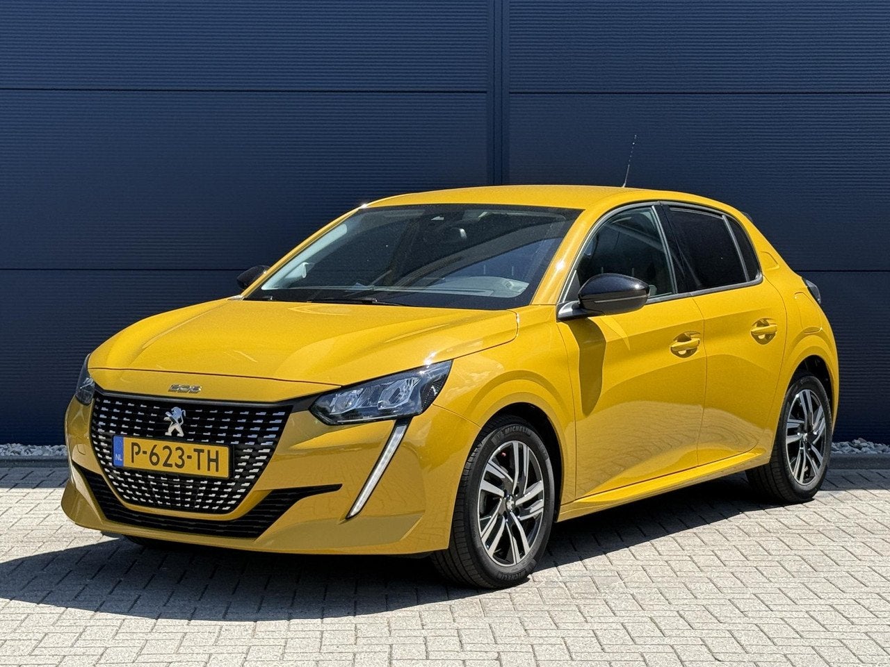 Peugeot 208 1.2 PureTech Allure Pack 75pk | Navigatie | Appl, Auto's, Peugeot, Voorwielaandrijving, 1199 cc, LED verlichting, Bedrijf