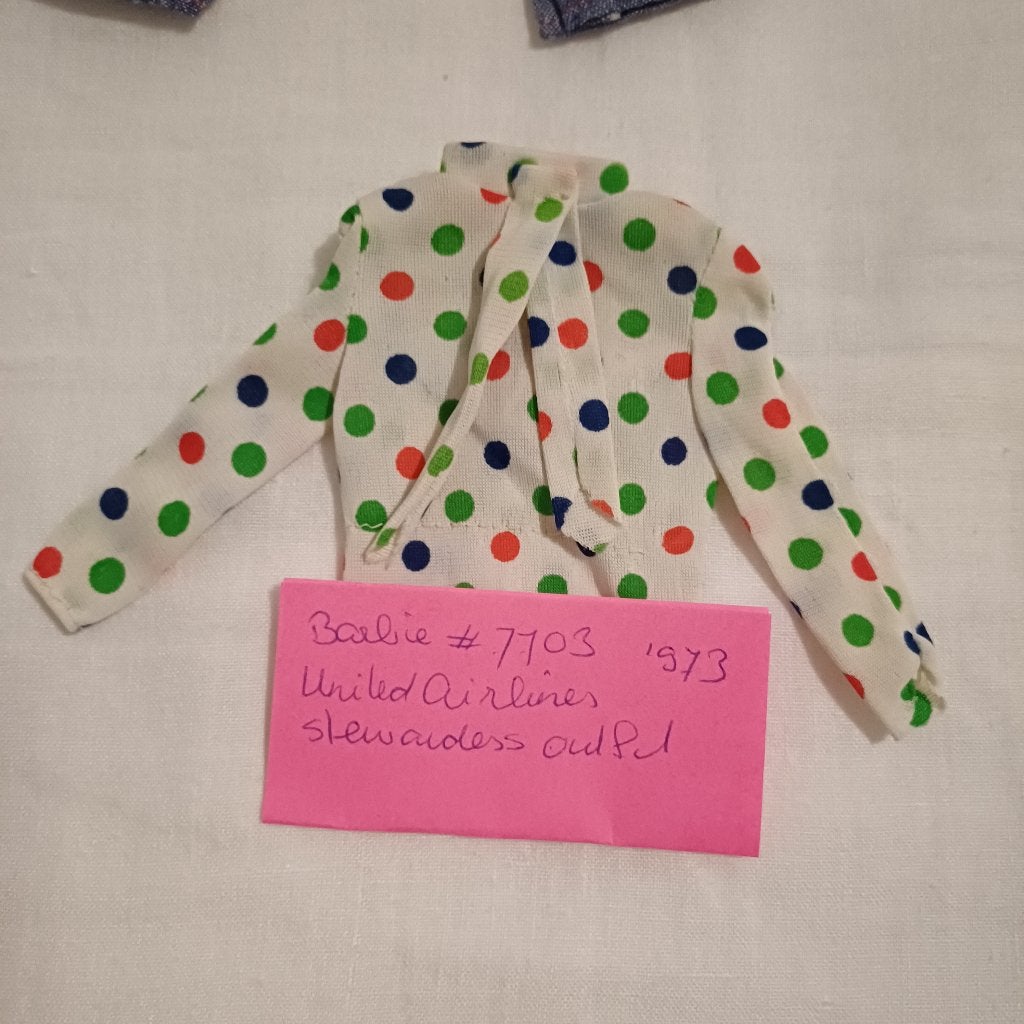 Barbie vintage blouse stewardess outfit # 7703, Ophalen of Verzenden, Gebruikt, Kleertjes