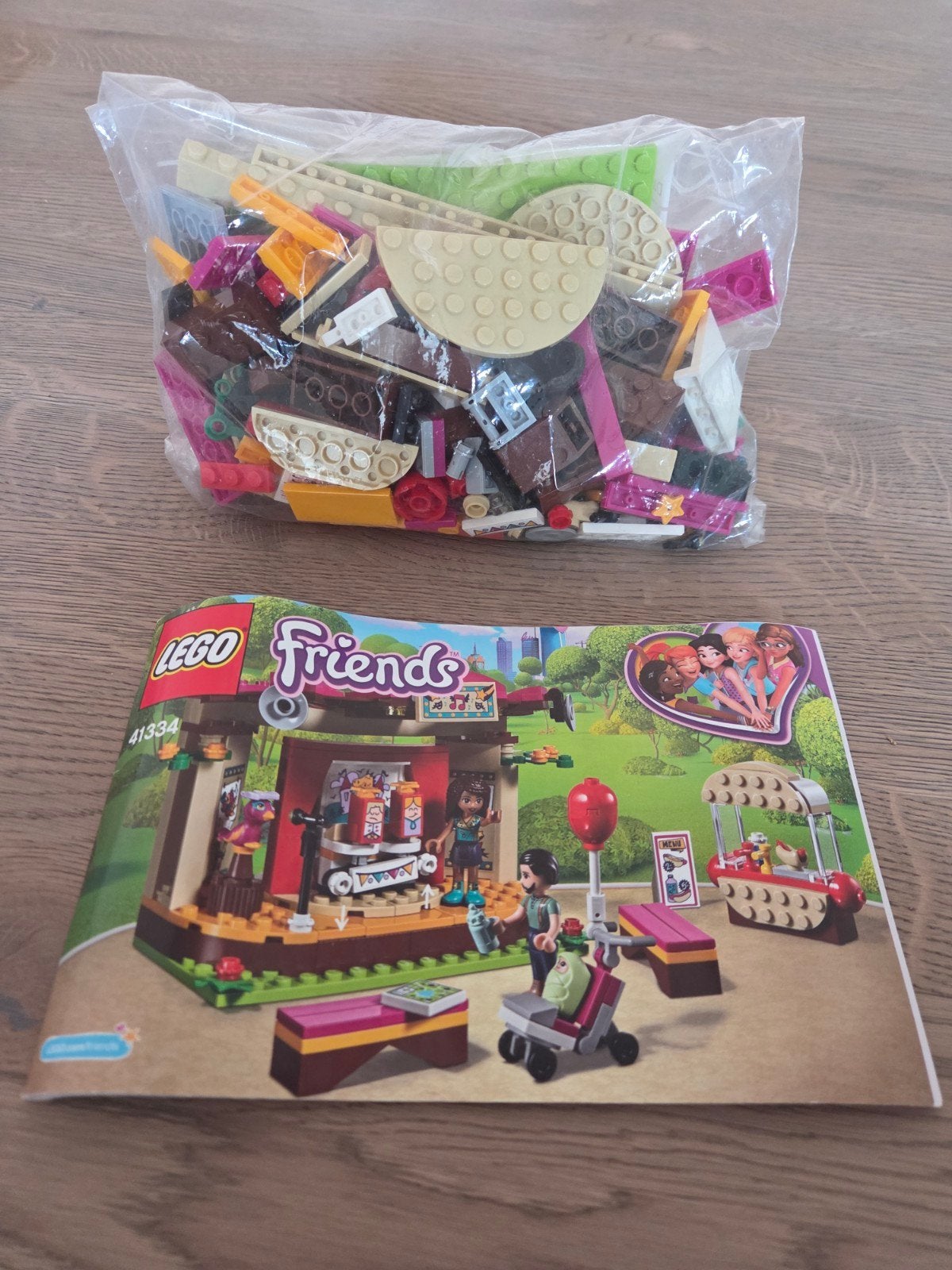 Lego Friends 41334 Andrea's Parkpodium met instructieboekje, Gebruikt, Lego, Friends, Ophalen of Verzenden