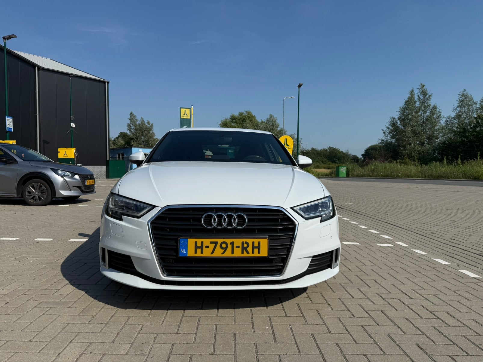 Audi A3 SPORTBACK 35 TFSI CoD Advance Ultra S-tronic 2020Wit, Auto's, 1498 cc, 4 cilinders, Met garantie (alle), Wit