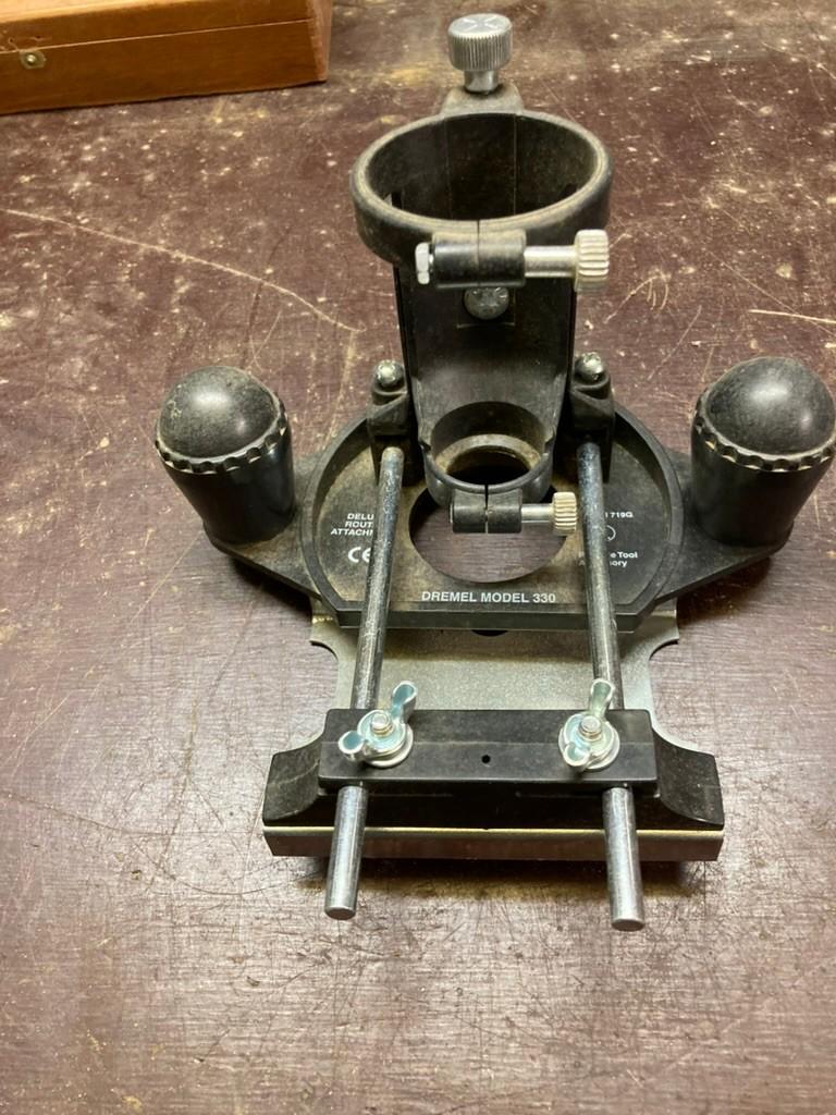 Dremel bovenfreeshulpstuk Model 330 modelbouwer poppenhuis, Ophalen of Verzenden, Zo goed als nieuw